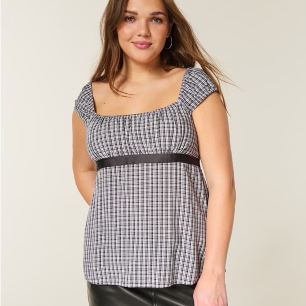Hollister baby doll top plaid